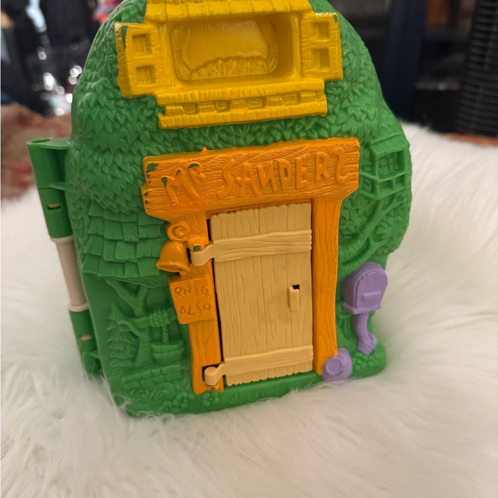 Vintage Winnie The Pooh Playhouse Toy